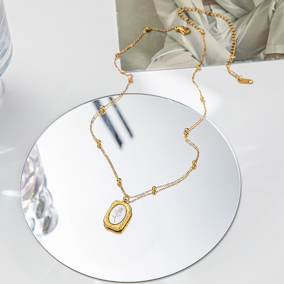 Bicolor Mixed Metal Necklace*Waterproof*Sweatproof*Tarnish Free - Picture 6 of 7